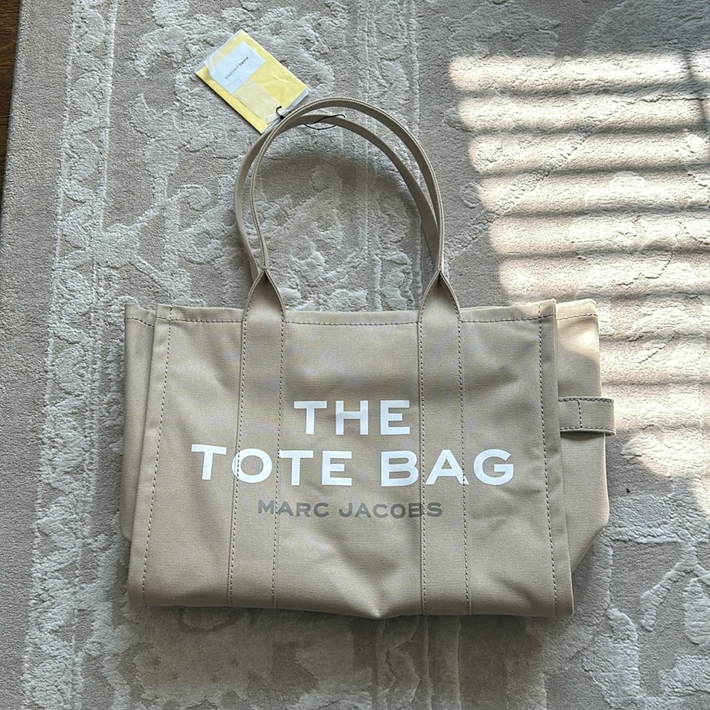 Marc Jacob’s Tote Large
